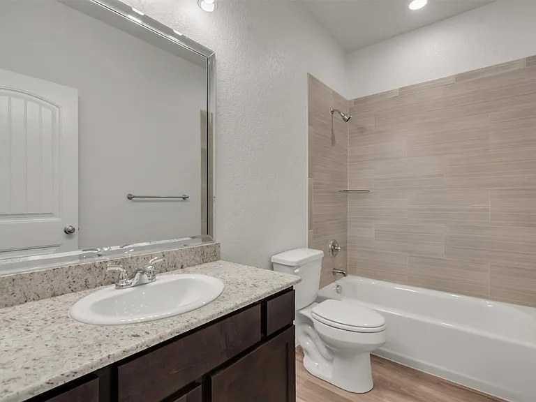 1118 Zora Dr #B — Photo 14