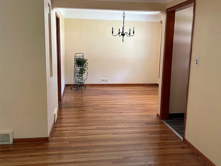4409 Adrian Rd — Photo 14
