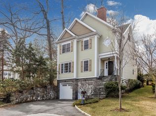 3 Beaty Ct, Rye, NY 10580