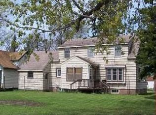 1402 10th St S, Virginia, MN 55792