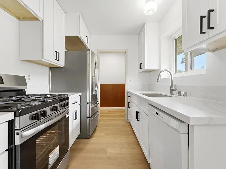3405 Fairway Dr — Photo 3