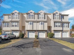 4206 Ridgecrest Dr, Wappingers Falls, NY 12590