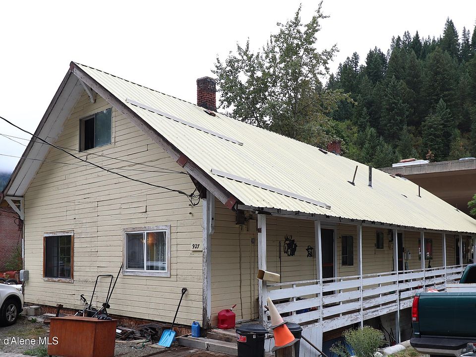 1st image of 927 Residence St