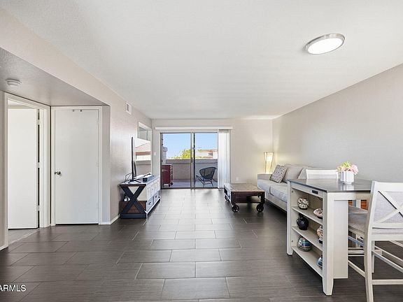 5th image of 16528 E GUNSIGHT Drive #105