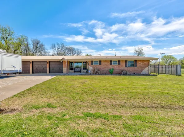 44 Hazelette Ln, Bartlesville, OK 74003