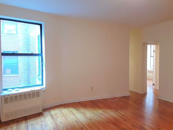 2nd image of 53 E 97th St #C3