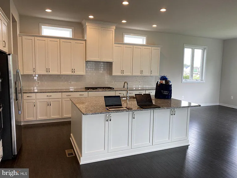 24980 Striped Maple Dr — Photo 2