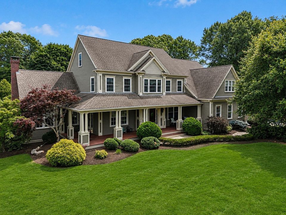 1st image of 33 Lauren Ln