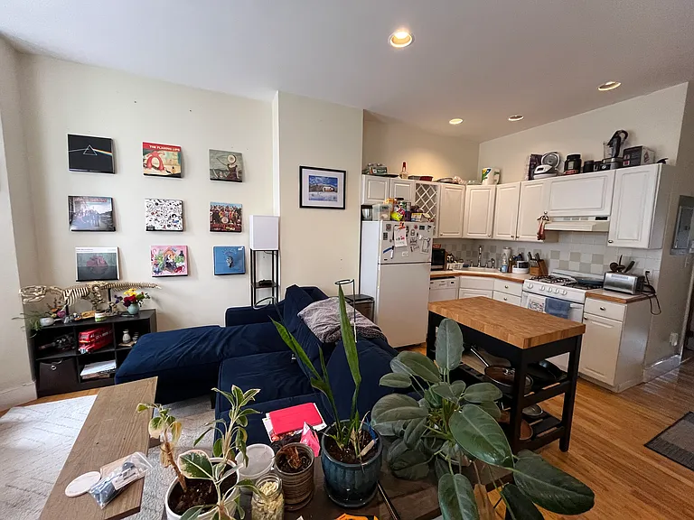 29 Warren Ave #3 — Photo 3
