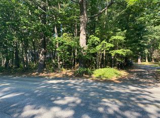 53 Middle Rd #A, Falmouth, ME 04105