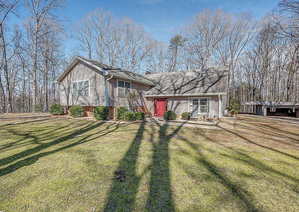 1st image of 193 Bauer Dr