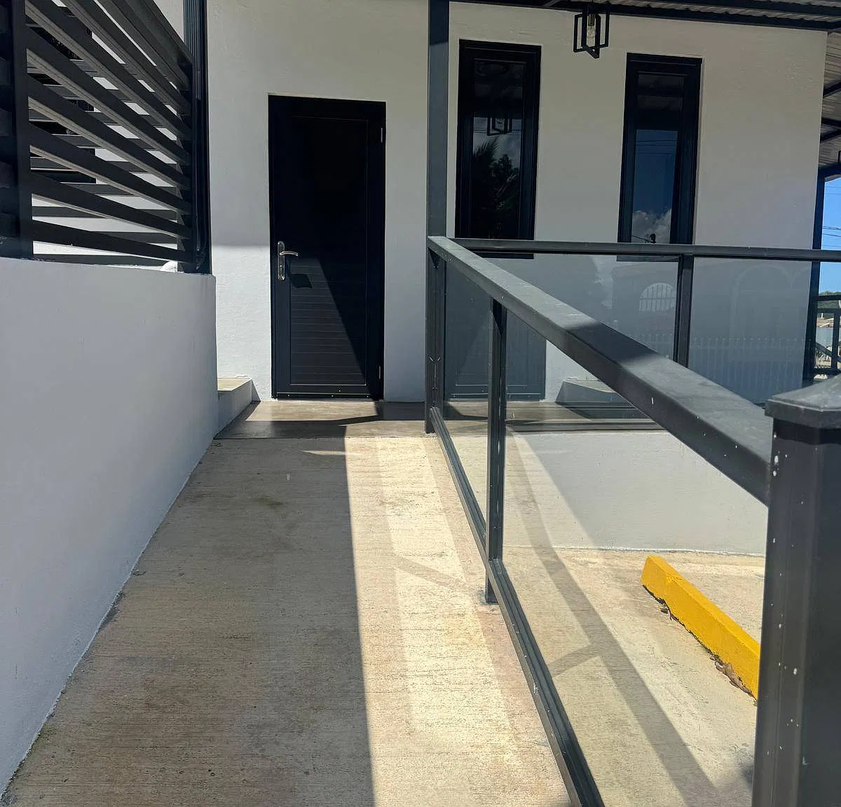 1 bed, 1.0 bath, 200 sqft, $850 — Photo 4