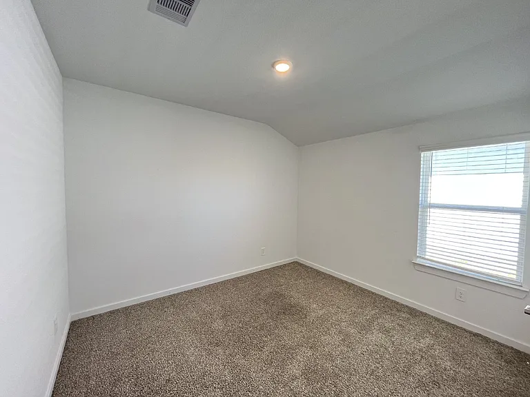 14206 Black Canyon Ln — Photo 17