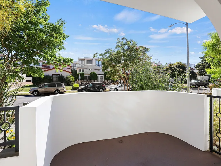 Living Room Access to a Large-Size Patio