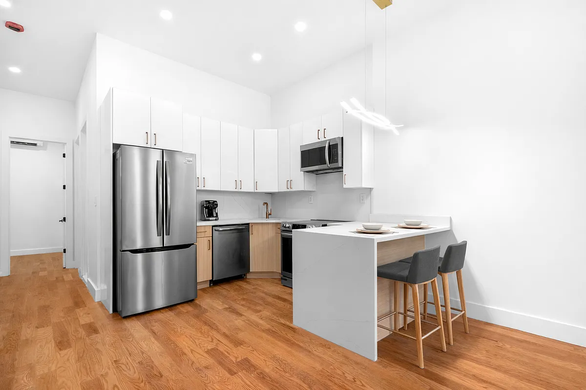 Building Photo - 120 W 124th St #1