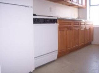 2 W Kingsbridge Rd, Bronx, NY 10468