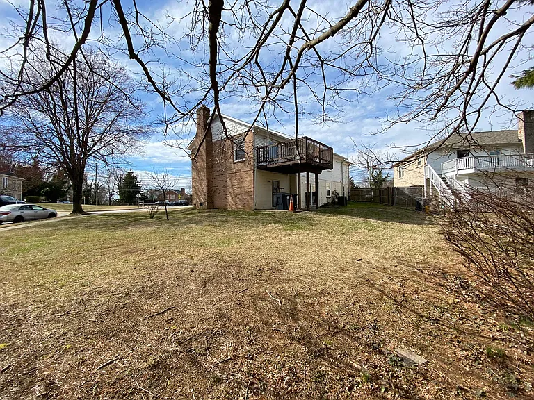 7504 Oxon Hill Rd — Photo 31