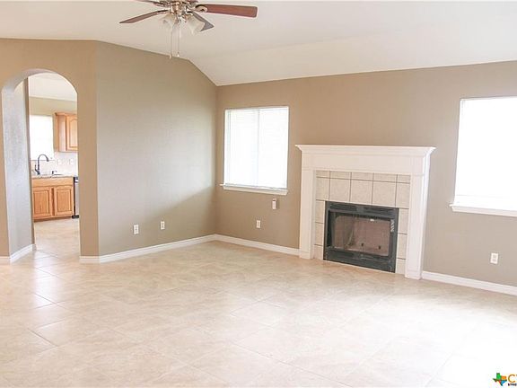 4th image of 5805 Montrose Dr