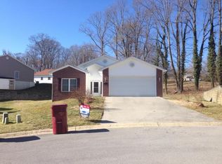 31 Bedding Pl, Johnson City, TN 37604