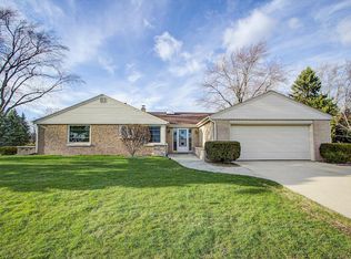 653 S 18th Ave, West Bend, WI 53095