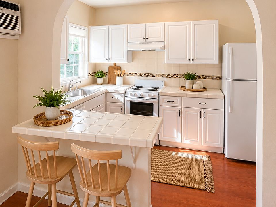 1st image of 2360 SW 22nd St #15