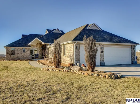 10007 Crystal Lake Dr, Blair, NE 68008