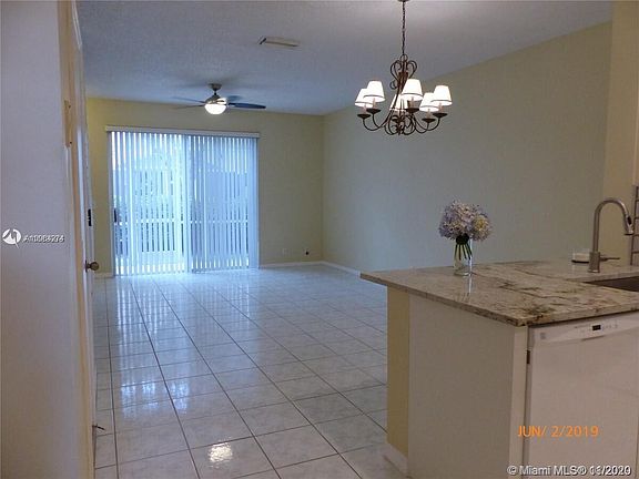 5th image of 1944 Madeira Dr