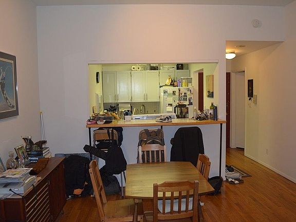 2nd image of 521 W 47th St APT 1B