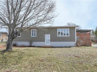 174 Bellefeuille St, Shippagan, NB E8S1G7