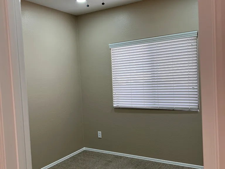 2381 N Monticello Dr — Photo 9