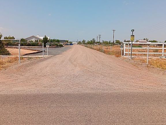 Easement road ..only four lots