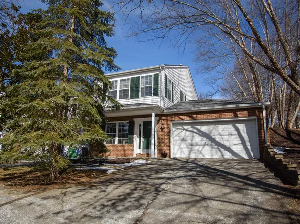 205 Bronze Leaf Dr, Christiansburg, VA 24073