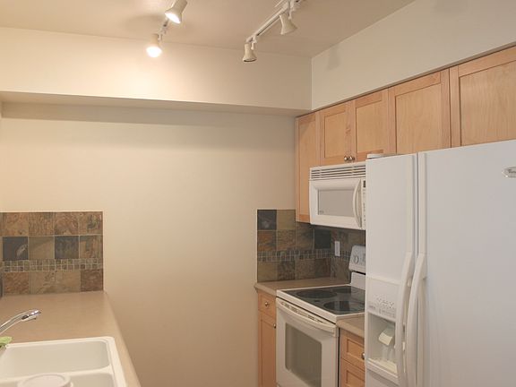 5th image of 1545 NW 57th St Unit 318