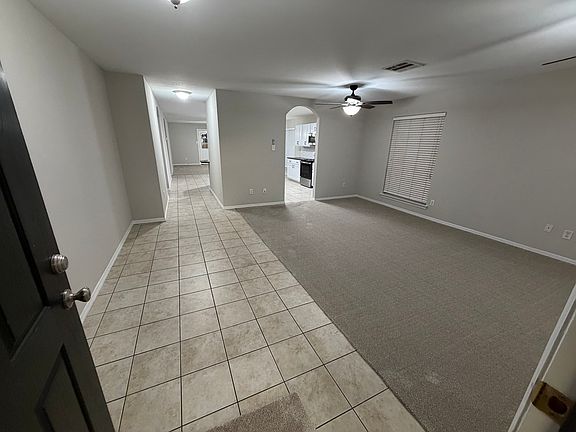 3rd image of 352 Murphy Rd