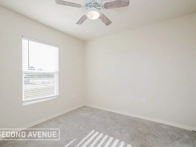1025 Halby Ave S — Photo 16