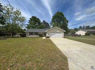 700 Fieldstone Rd, Warner Robins, GA 31093