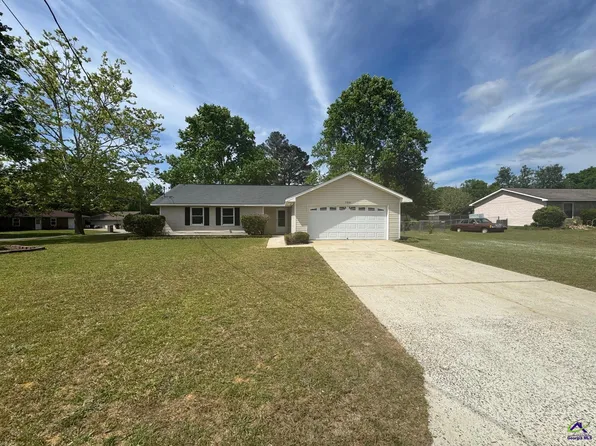 700 Fieldstone Rd, Warner Robins, GA 31093