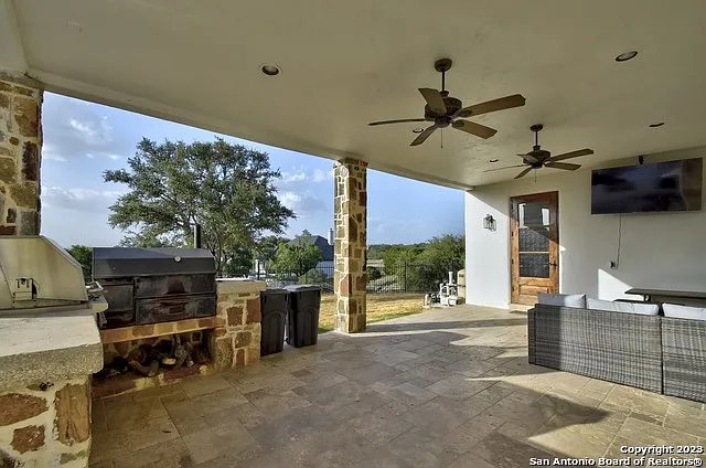 202 Waterstone Pkwy — Photo 38