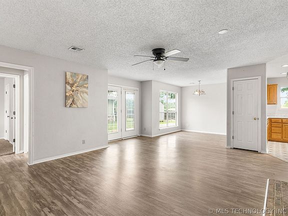 5th image of 2317 SW Quail Run Dr