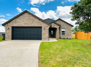 7904 SW Powell Ct, Lawton, OK 73505