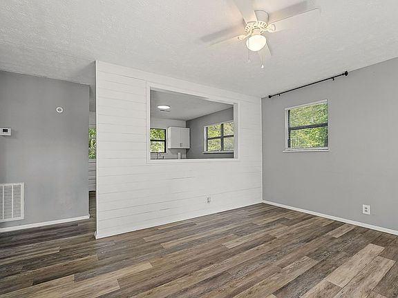 2nd image of 152 Lane Ave