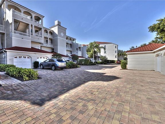 4th image of 1530 Clermont Dr APT 103