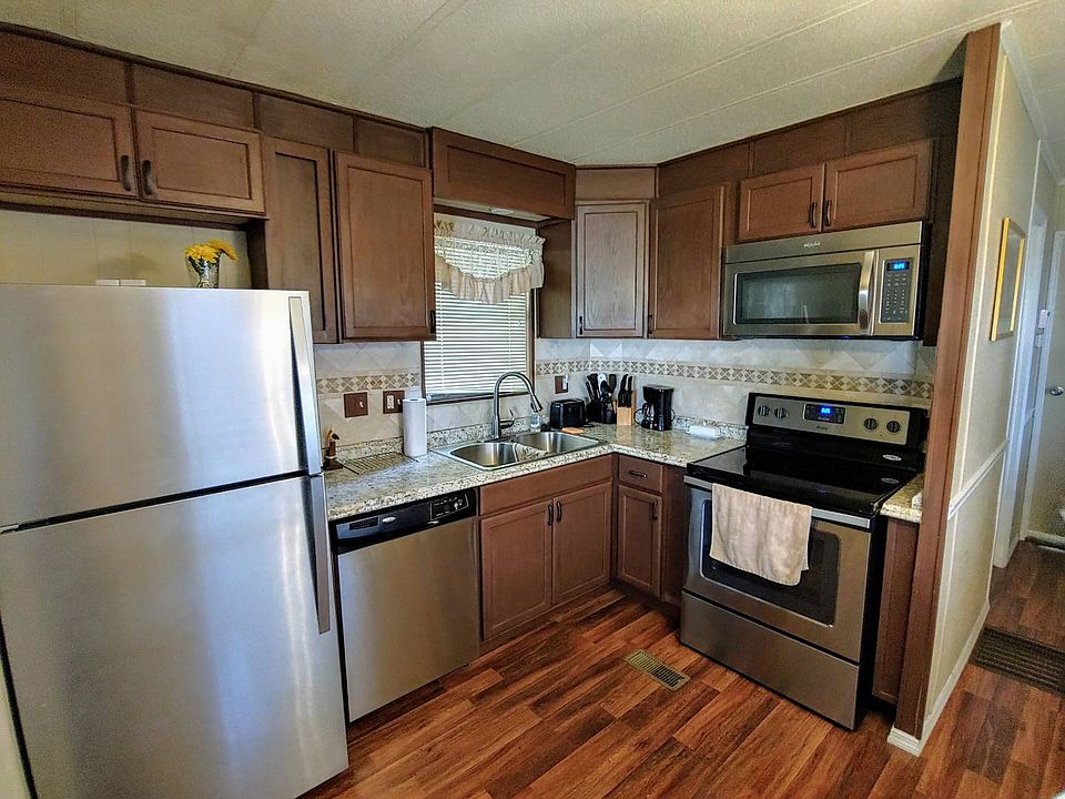 1st image of 24 Domingo Ct