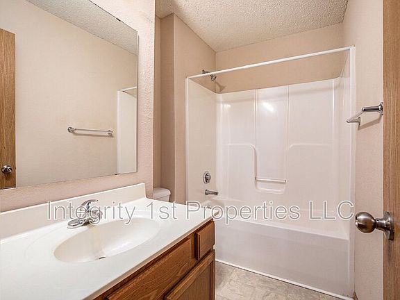 2nd image of 210 Pointe Ln