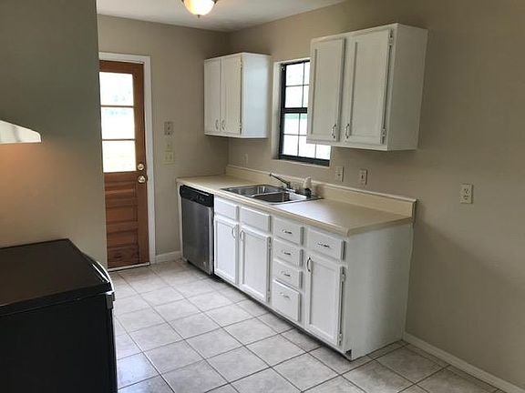 3rd image of 2691 Zane Whitson Dr