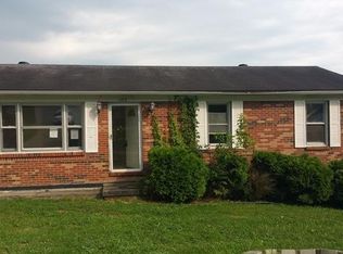 152 Clearview Dr, Irvine, KY 40336