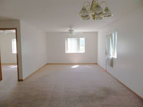 12 x 24 Living/Dining Rm