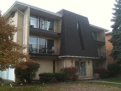 1st image of 5921 W 103rd St APT 3W