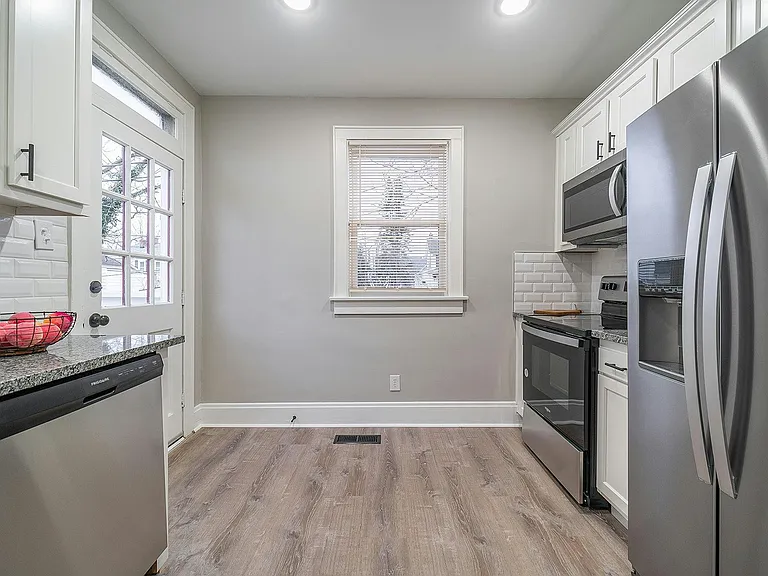 419 Zimpfer St — Photo 8