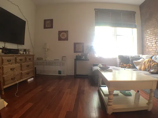 Rented by Ink Realty Services LLC | media 25